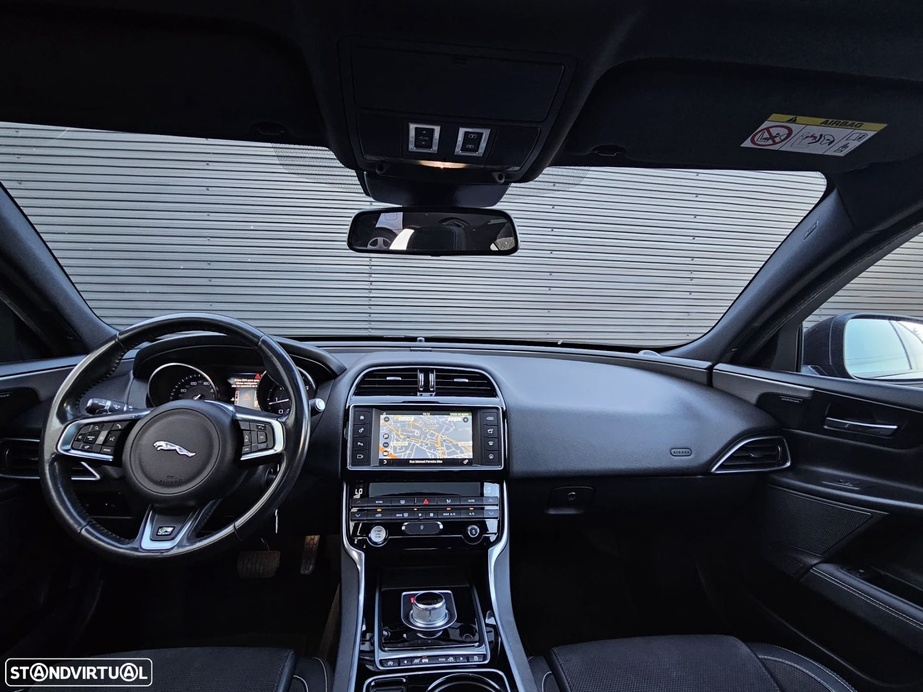 Jaguar XE 2.0 D R-Sport Aut. - 12