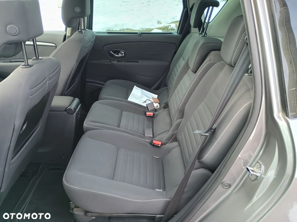 Renault Scenic - 25
