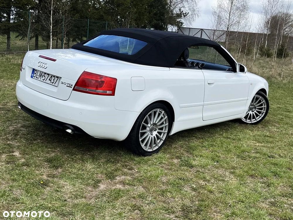 Audi A4 Cabrio - 12