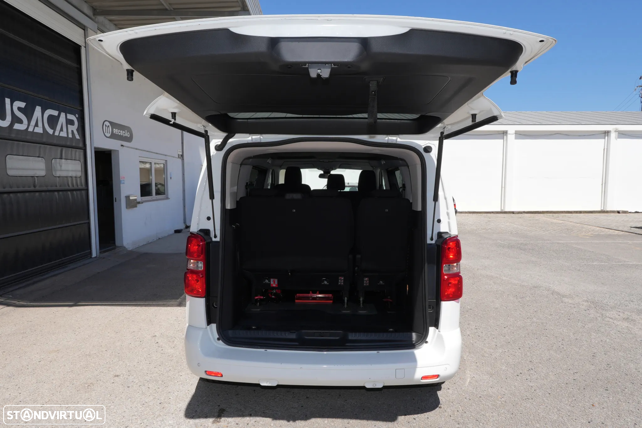 Toyota Proace 9Lugares Verso 1.5D4D 120cv - 6