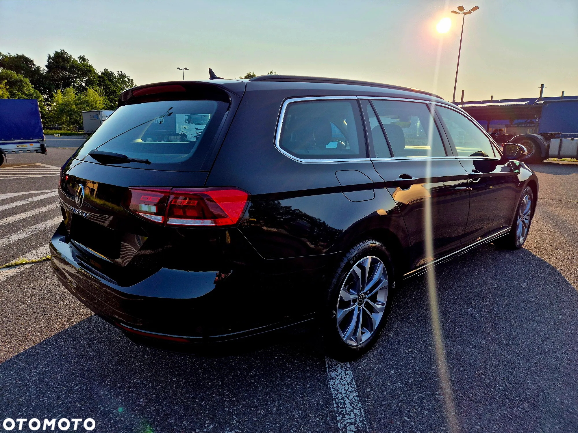 Volkswagen Passat - 6