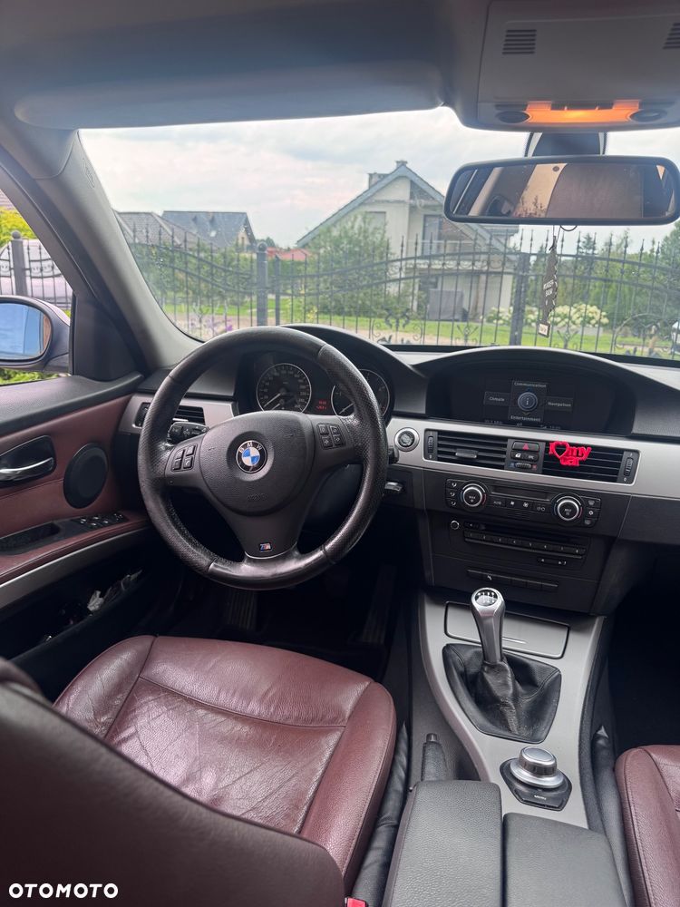 BMW Seria 3 320d - 9