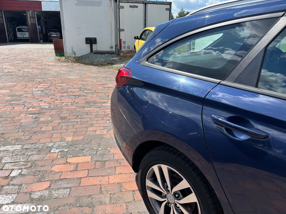 Hyundai i30 1.4 T-GDI Trend - 18
