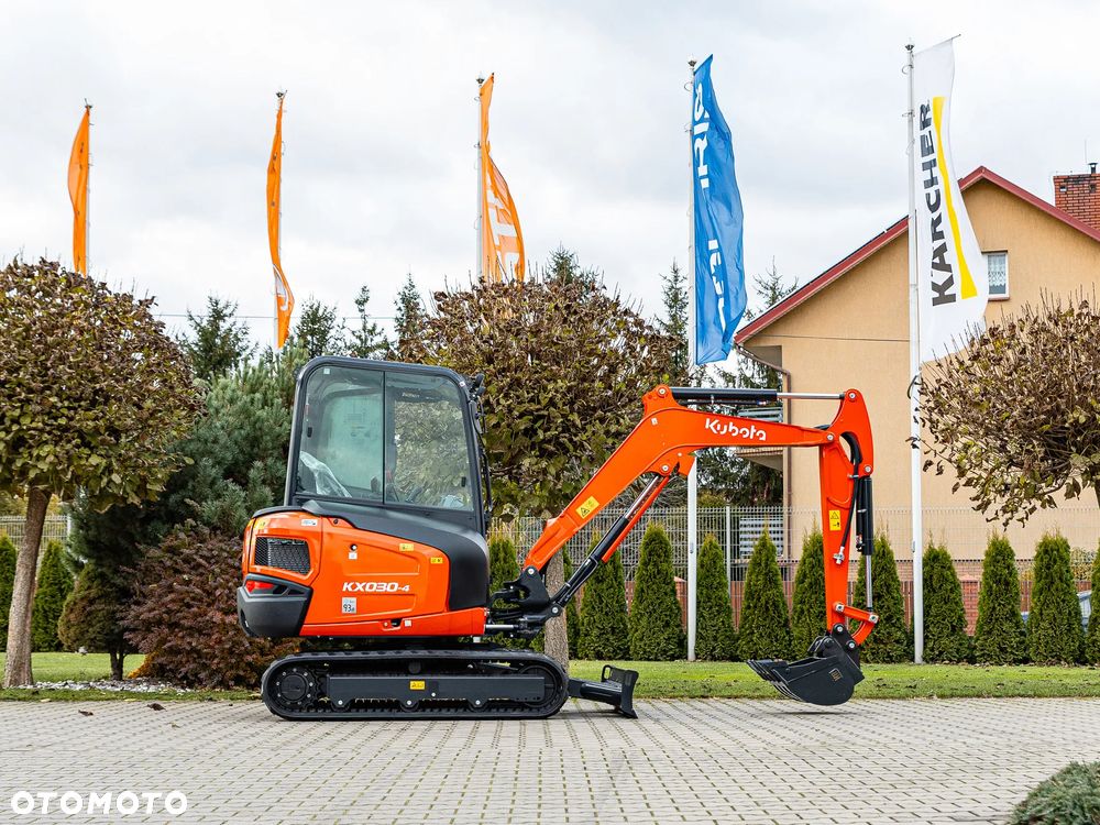 Kubota KX030-4 GL - 12