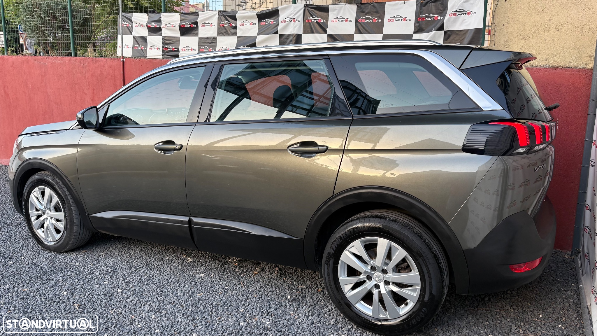 Peugeot 5008 1.5 BlueHDi Allure - 4