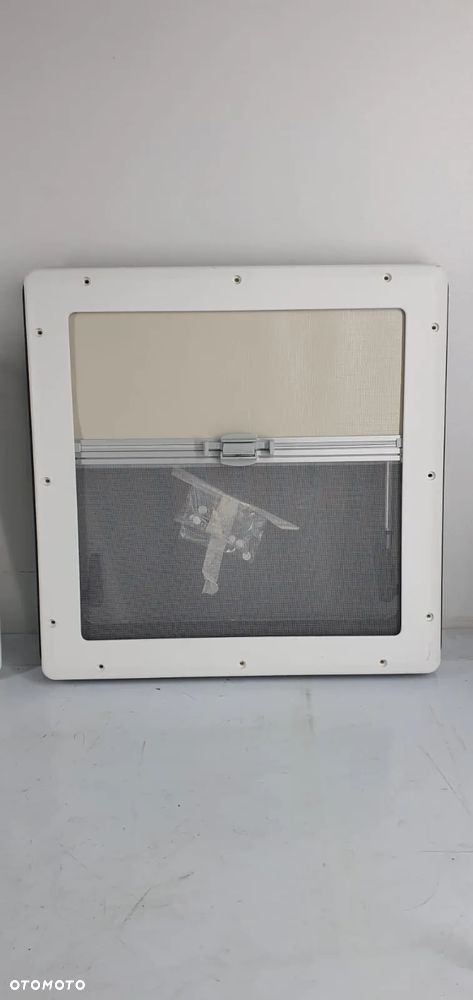Okno kamper Dometic Seitz 50x45 - 8