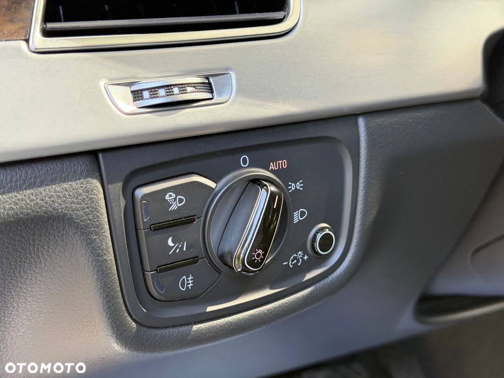 Audi A8 4.2 TDI Quattro - 35