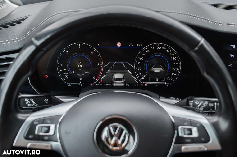 Volkswagen Touareg 3.0 V6 TDI SCR 4Motion Automatik Elegance - 11