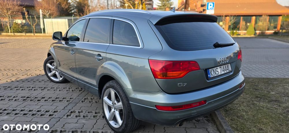 Audi Q7 - 4