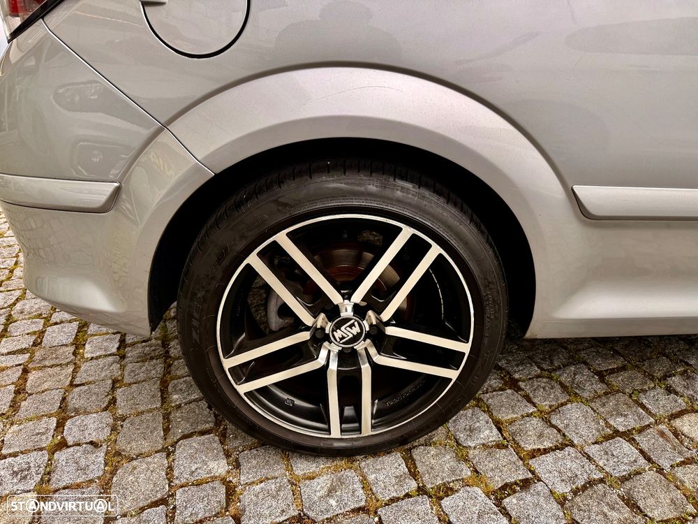 Opel Astra GTC 1.3 CDTI - 12