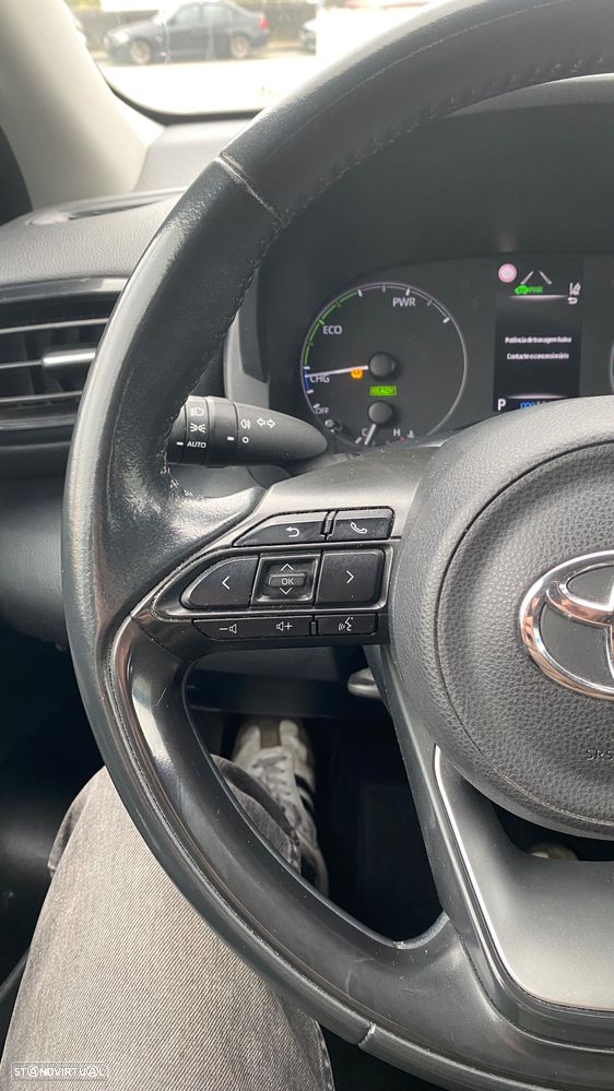 Toyota Yaris 1.5 HDF Comfort - 29