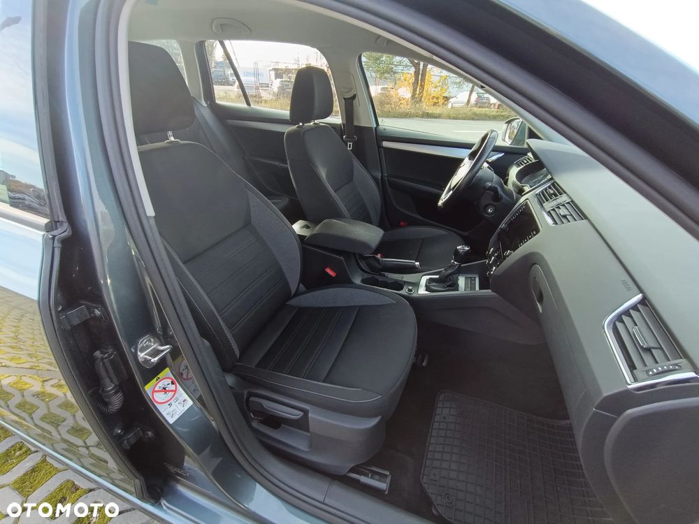 Skoda Octavia 1.5 TSI ACT Ambition - 8