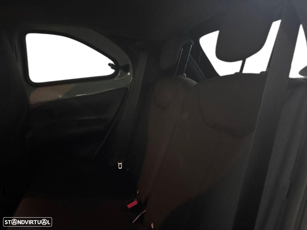 Toyota Aygo X 1.5 Hybrid Pulse - 9