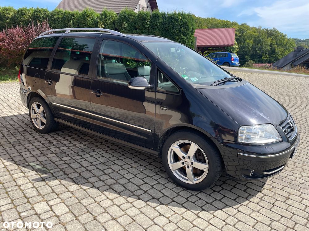 Volkswagen Sharan 2.8 V6 Highline 4Mot - 25