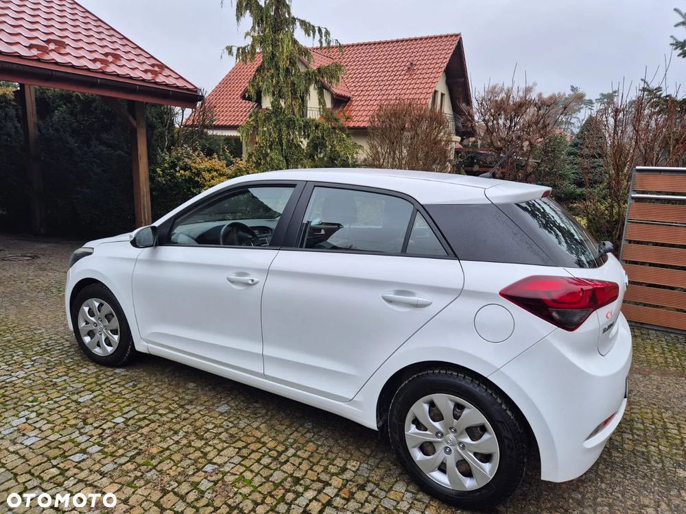 Hyundai i20 1.2 Classic Plus - 12