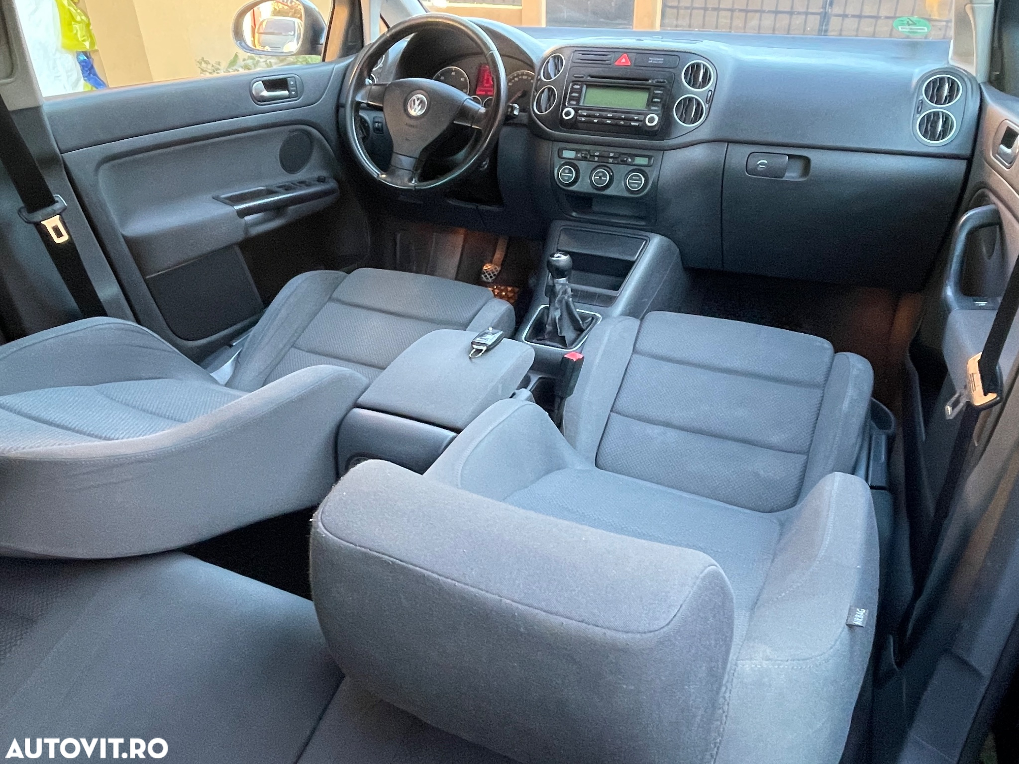 Volkswagen Golf Plus 1.9 TDI Comfortline - 26