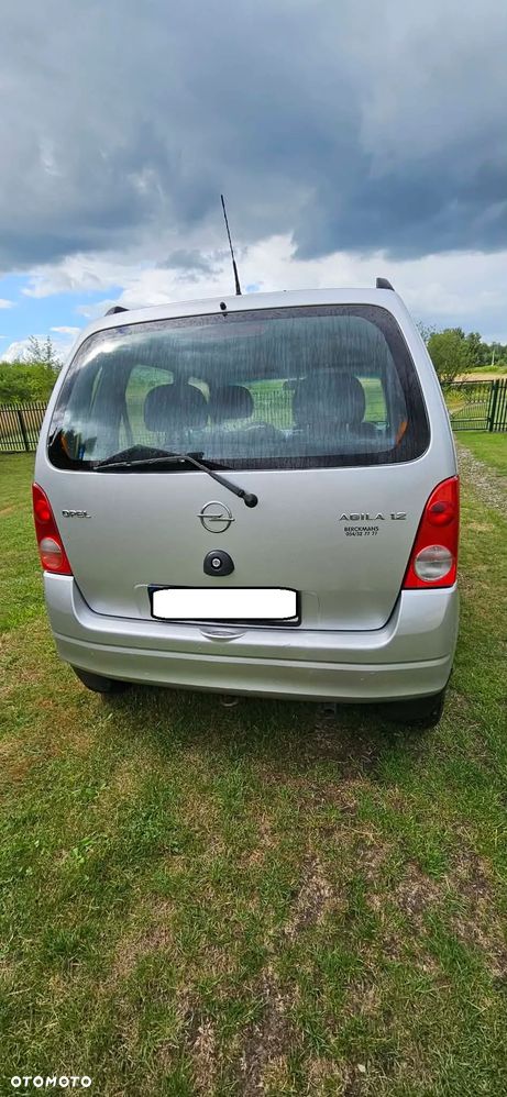 Opel Agila - 2
