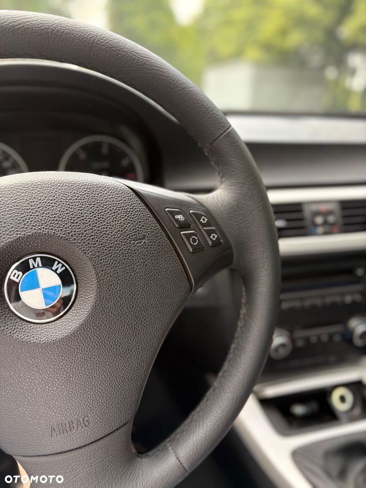 BMW Seria 3 316d - 4