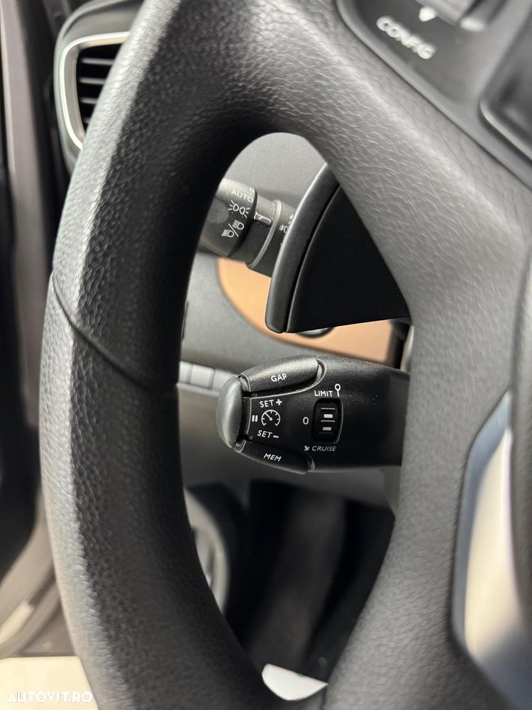 Toyota Proace 2,0-l-D-4D L1 (8-Si.) Autm. Verso Exclusive - 25