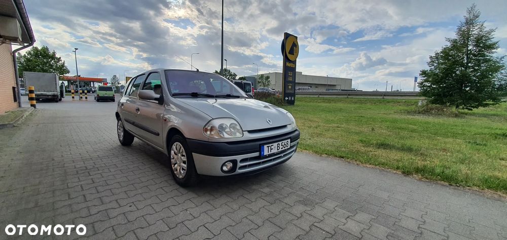 Renault Clio - 3