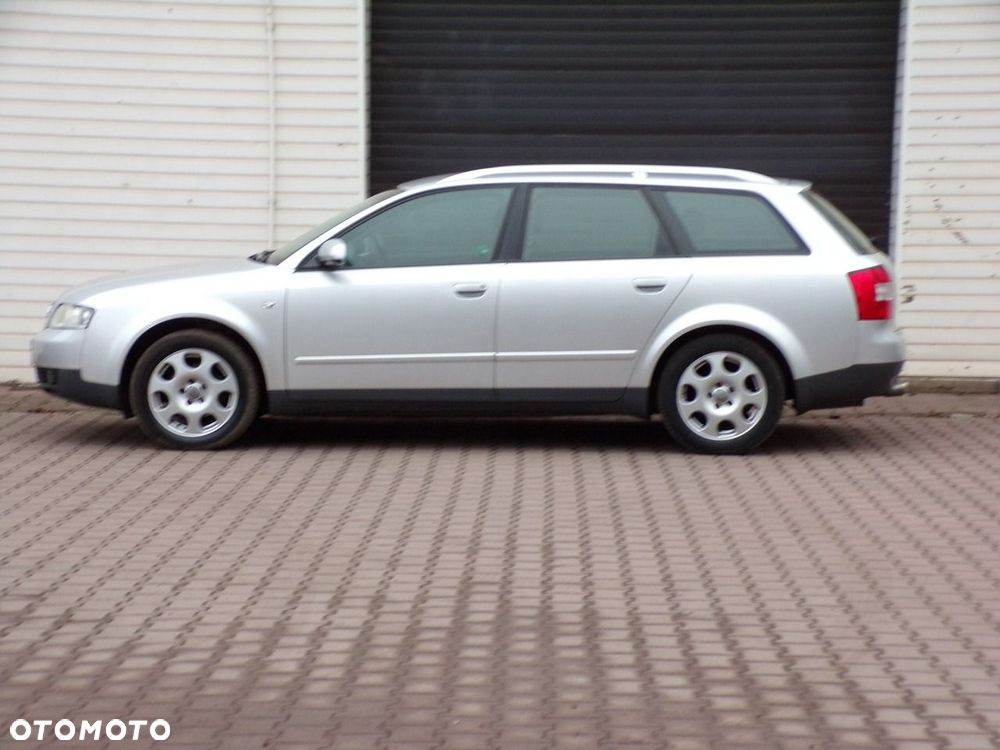 Audi A4 Avant - 8