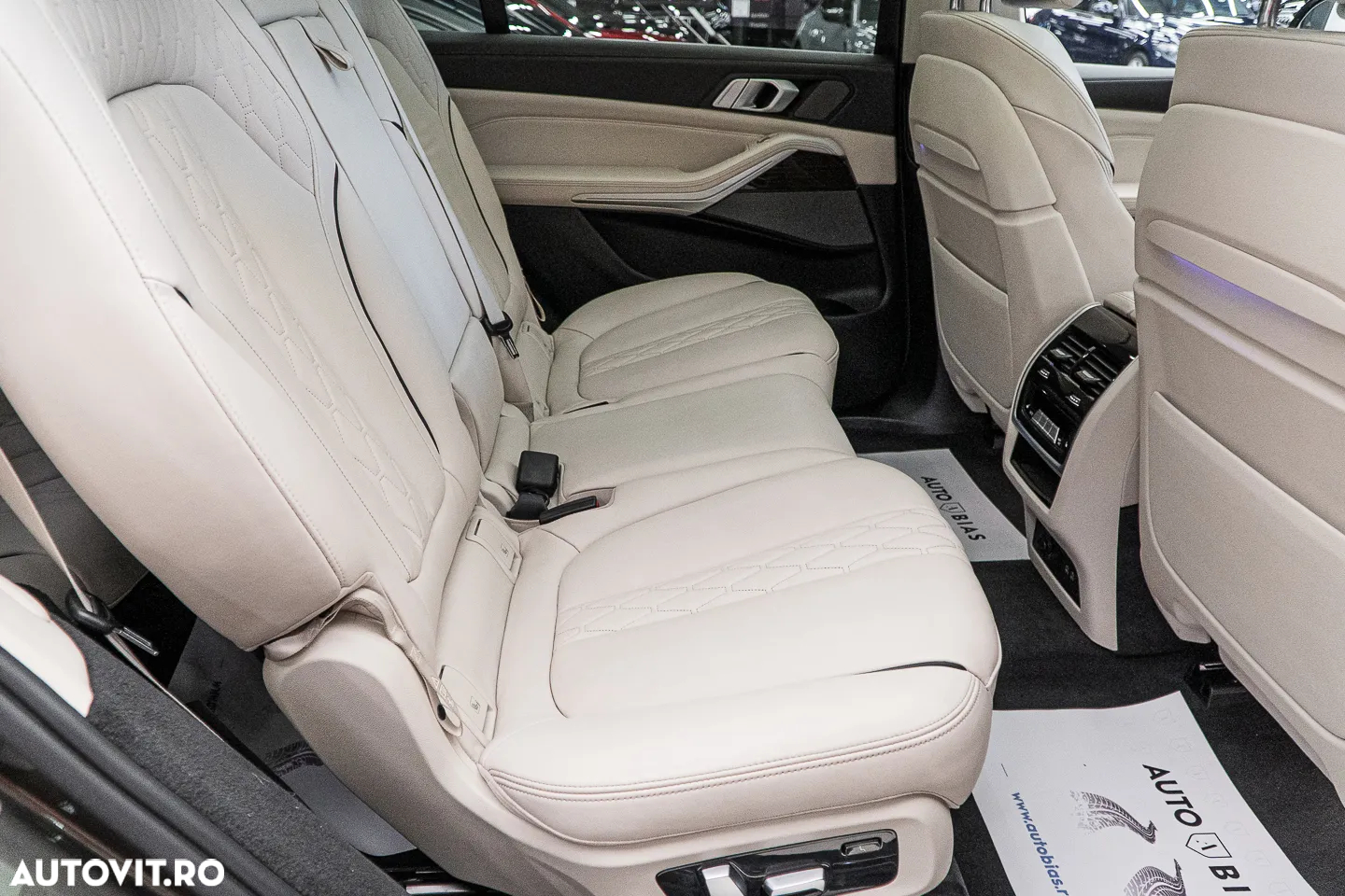 BMW X7 xDrive40i - 37