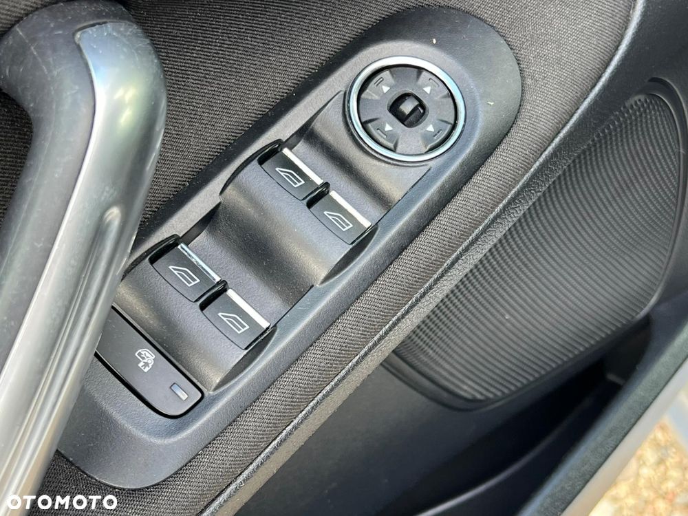 Ford Galaxy 2.0 TDCi DPF Champions Edition - 23