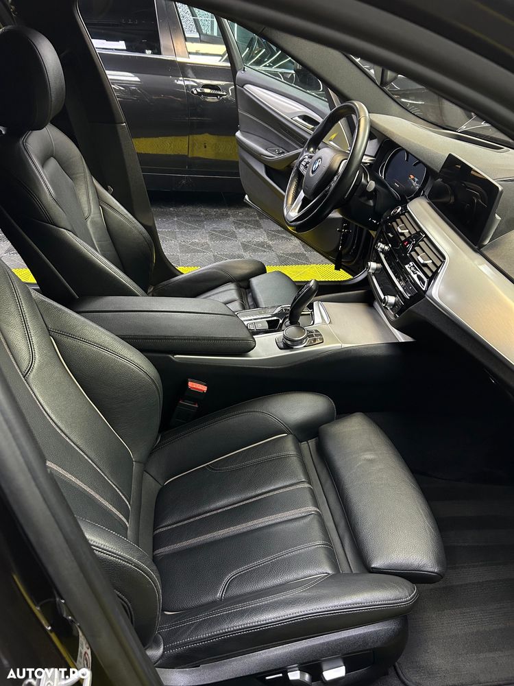 BMW Seria 5 530d AT - 14