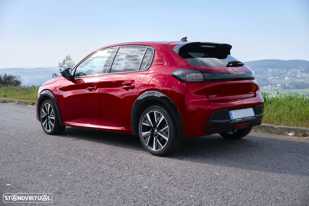 Peugeot 208 1.2 PureTech GT Line EAT8 - 7