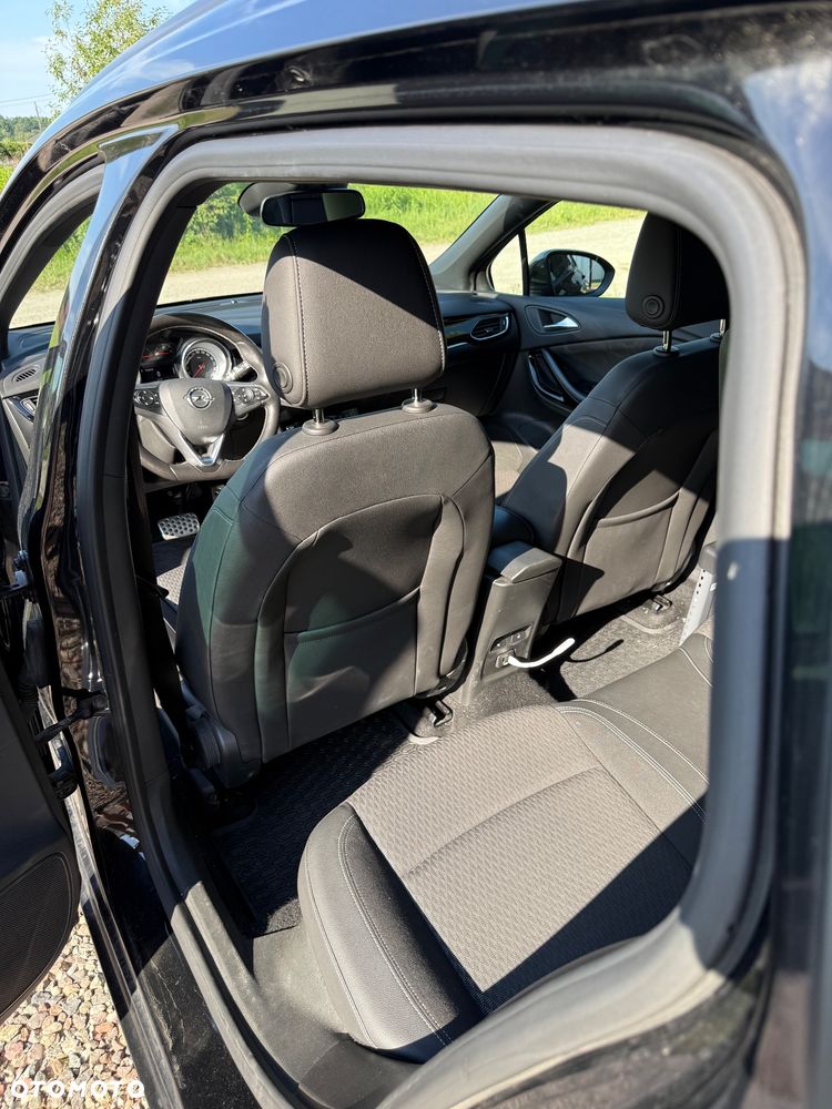 Opel Astra 1.6 CDTI Dynamic - 7