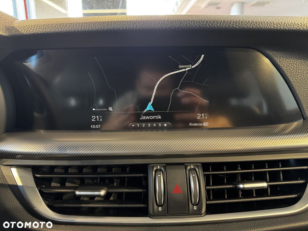 Alfa Romeo Stelvio - 23