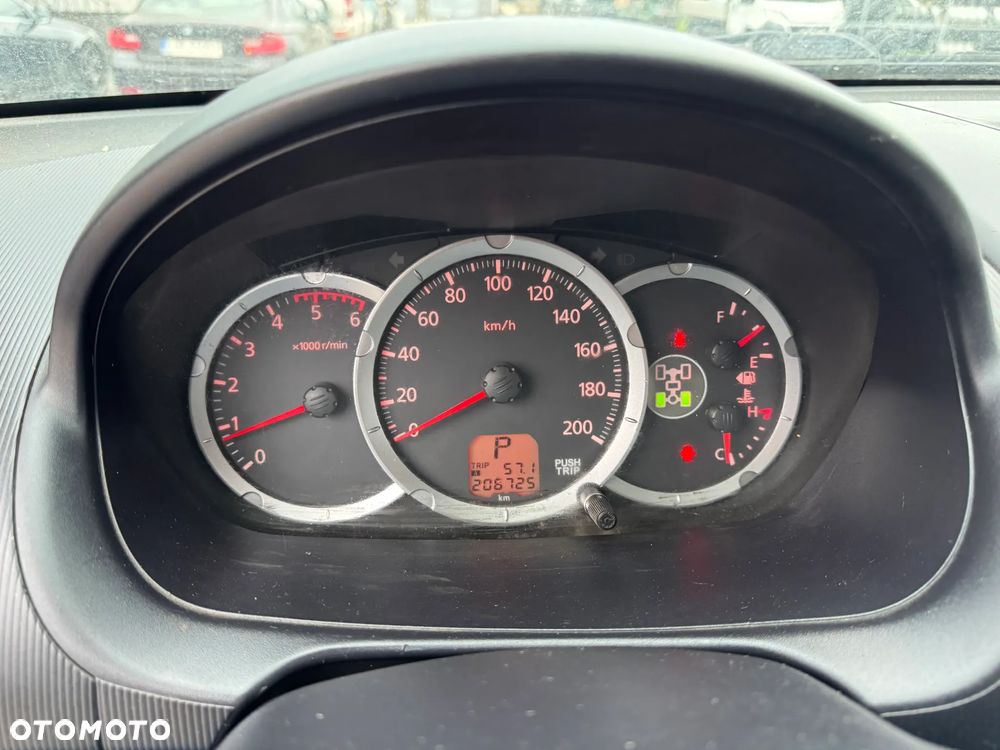 Toyota Hilux - 6