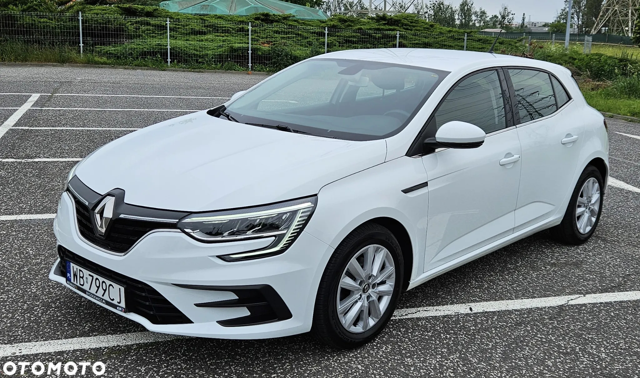 Renault Megane 1.3 TCe FAP Zen - 7