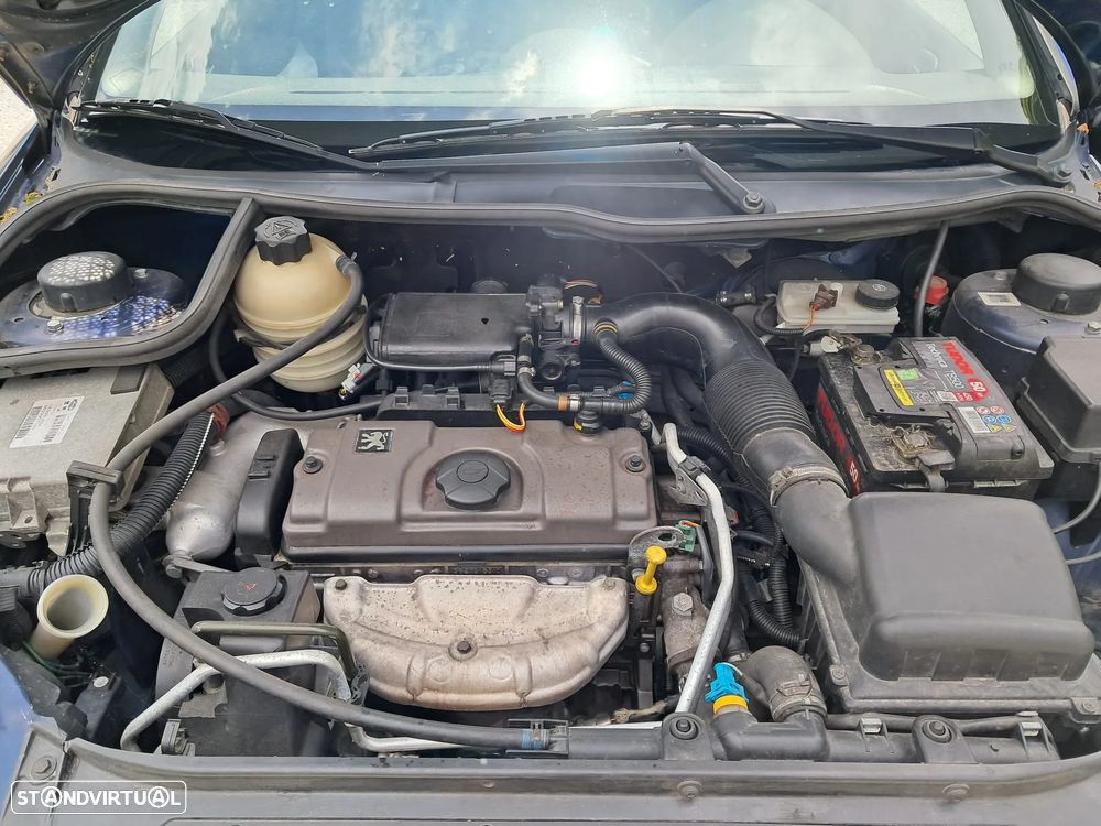 Peugeot 206 1.1 Color Line - 2