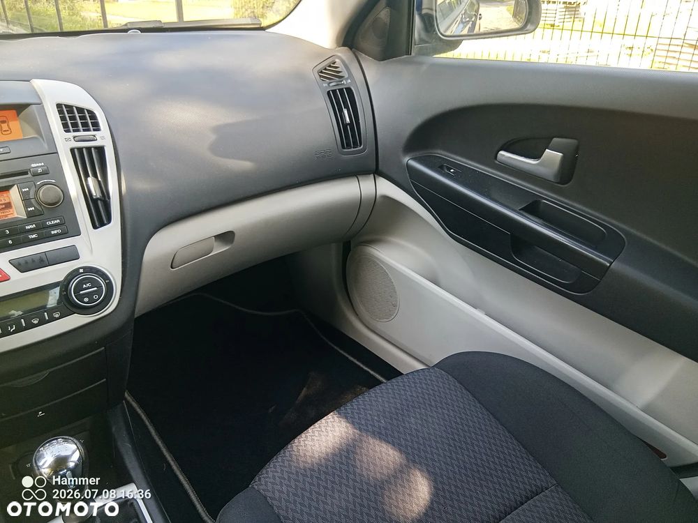 Kia Ceed 1.6 CRDi LX - 18