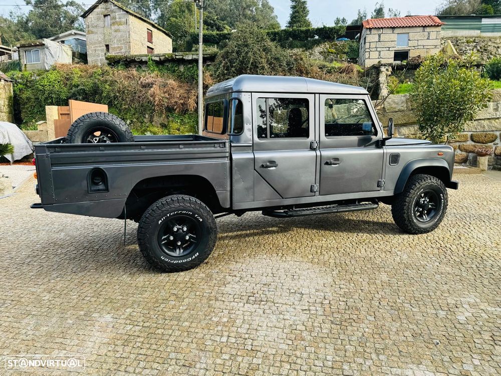 Land Rover Defender - 11