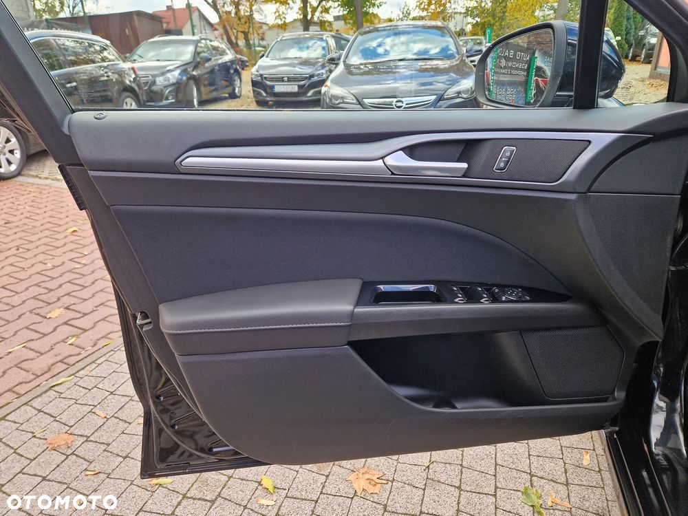 Ford Mondeo Turnier 2.0 TDCi Start-Stopp Titanium - 26