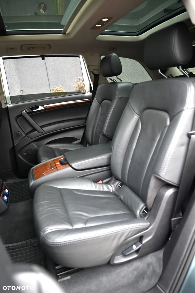 Audi Q7 4.2 FSI Quattro Tiptronic - 36