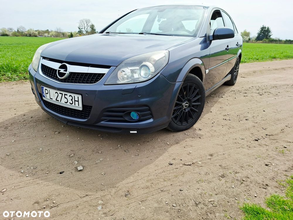 Opel Vectra 1.9 CDTI Cosmo - 1