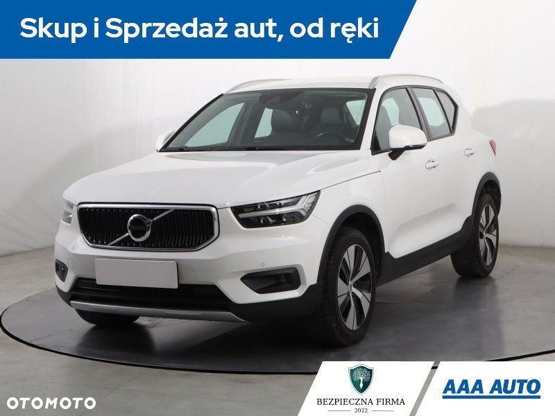 Volvo XC 40 - 3