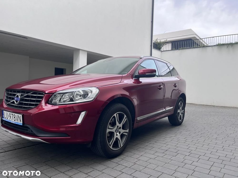 Volvo XC 60 T6 AWD Momentum - 2