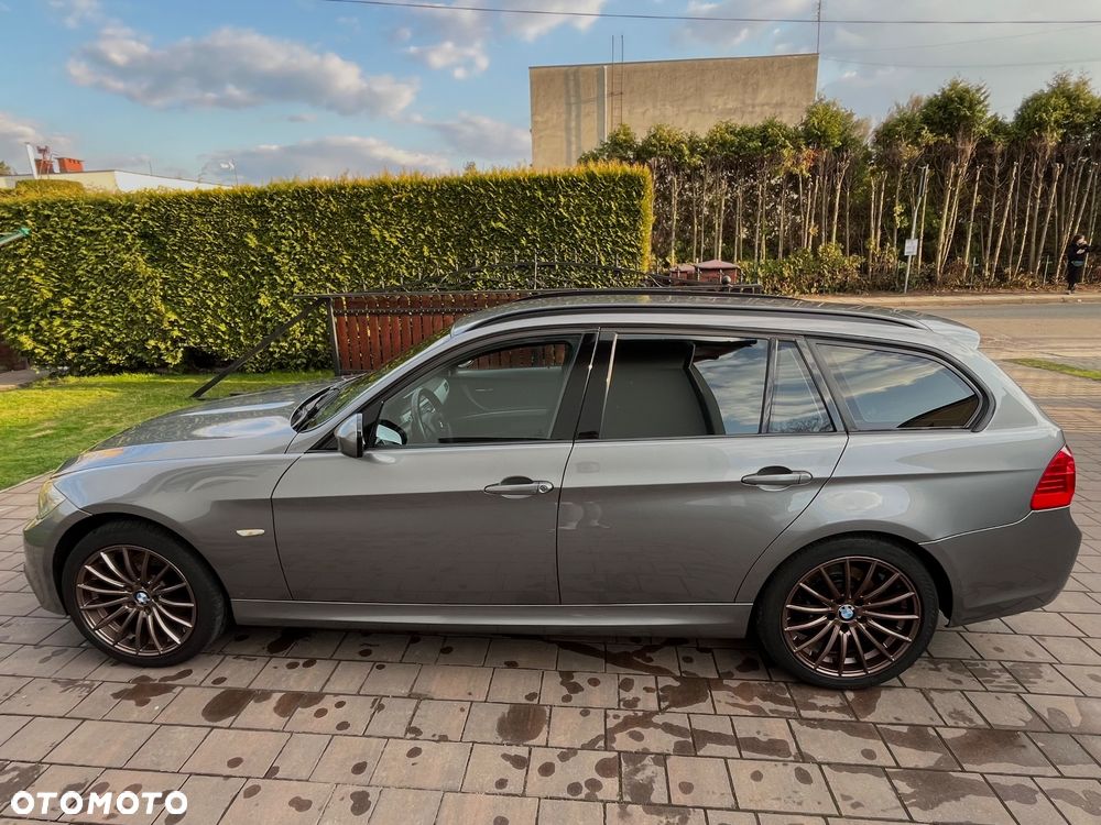 BMW Seria 3 320d xDrive - 11