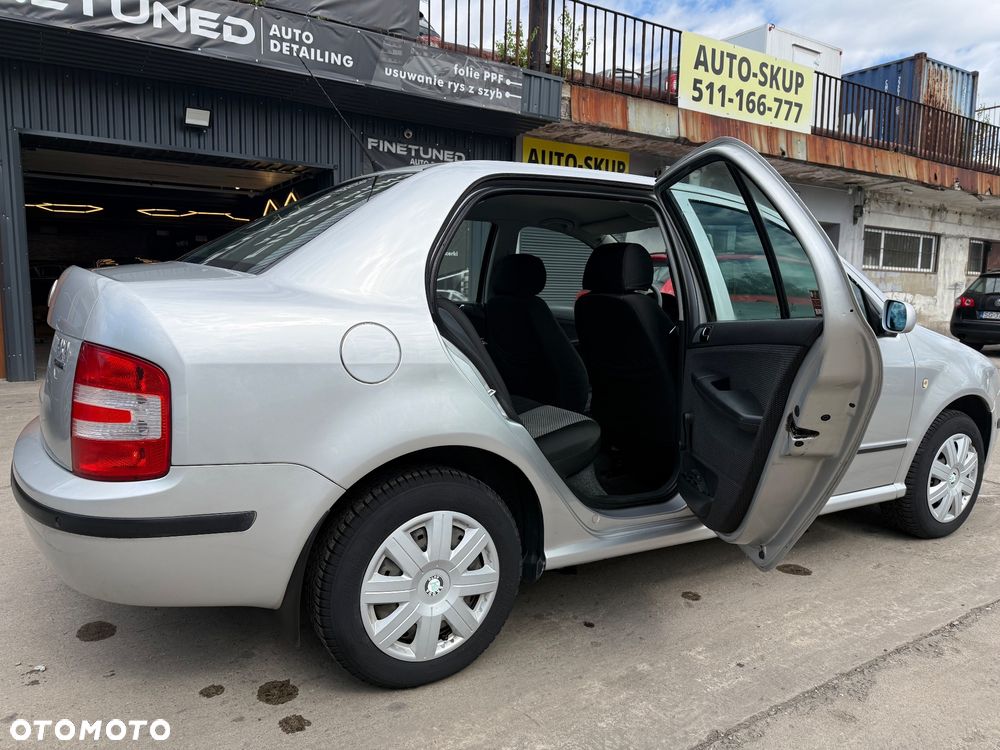 Skoda Fabia 1.4 16V Elegance - 10