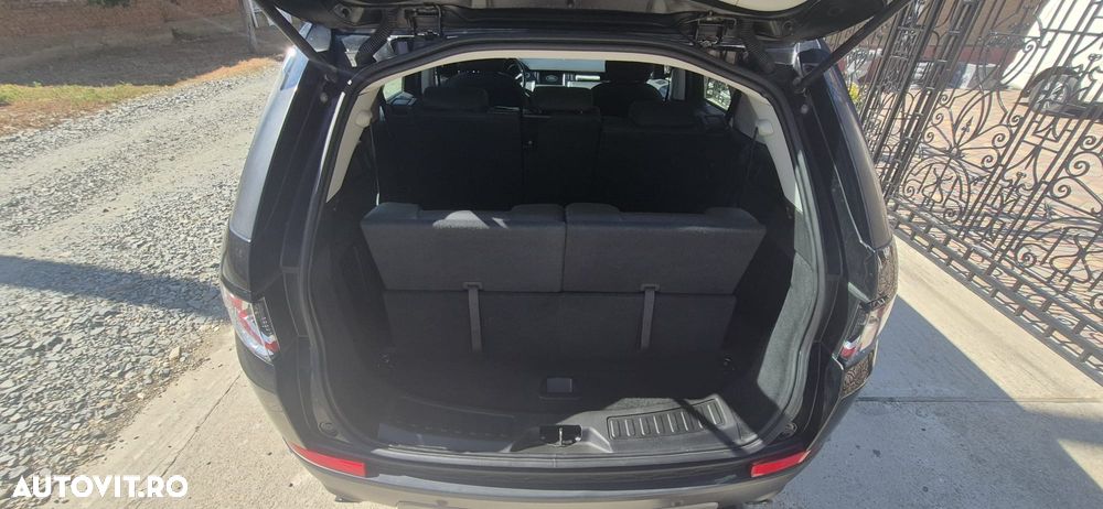 Land Rover Discovery Sport - 10
