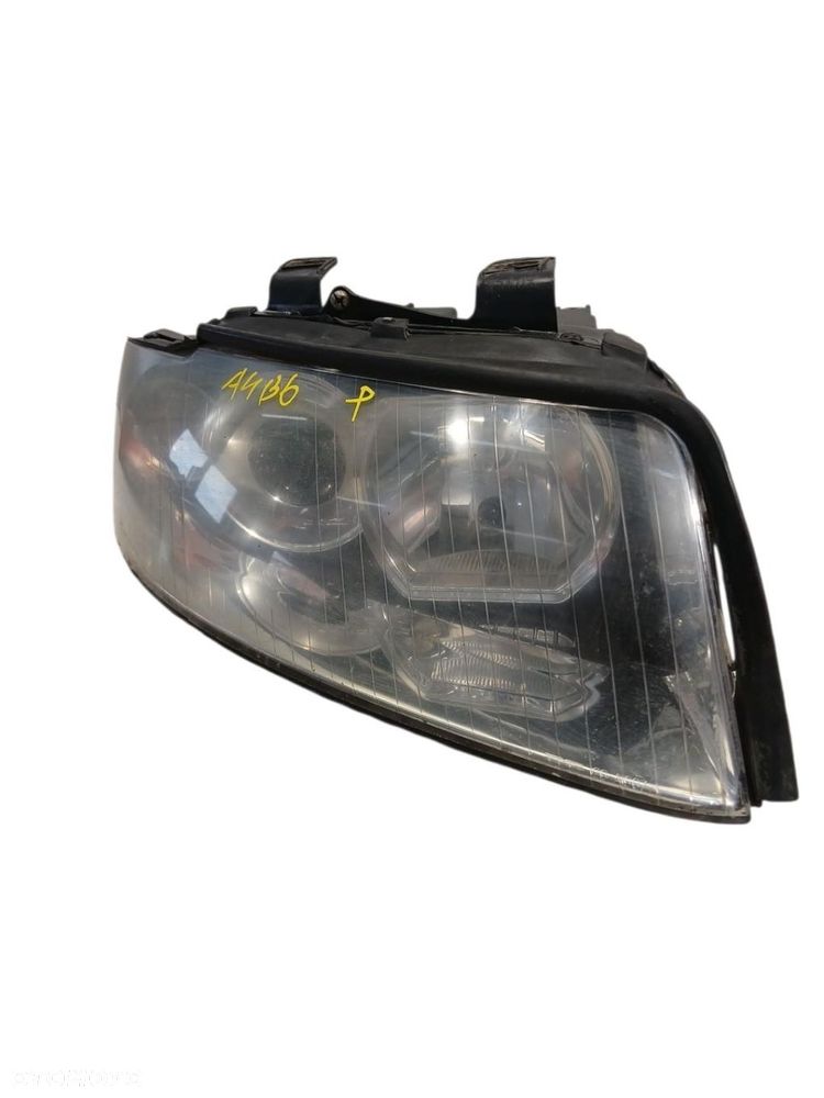 LAMPA PRAWA PRZEDNIA PRZÓD AUDI A4 B6 LAMPA PRAWA PRZEDNIA PRZÓD A4 B6 - 2
