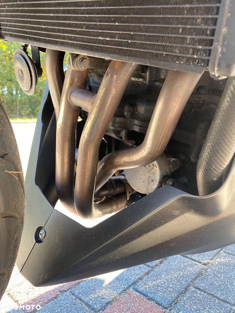 Kawasaki Z 1000 - 24