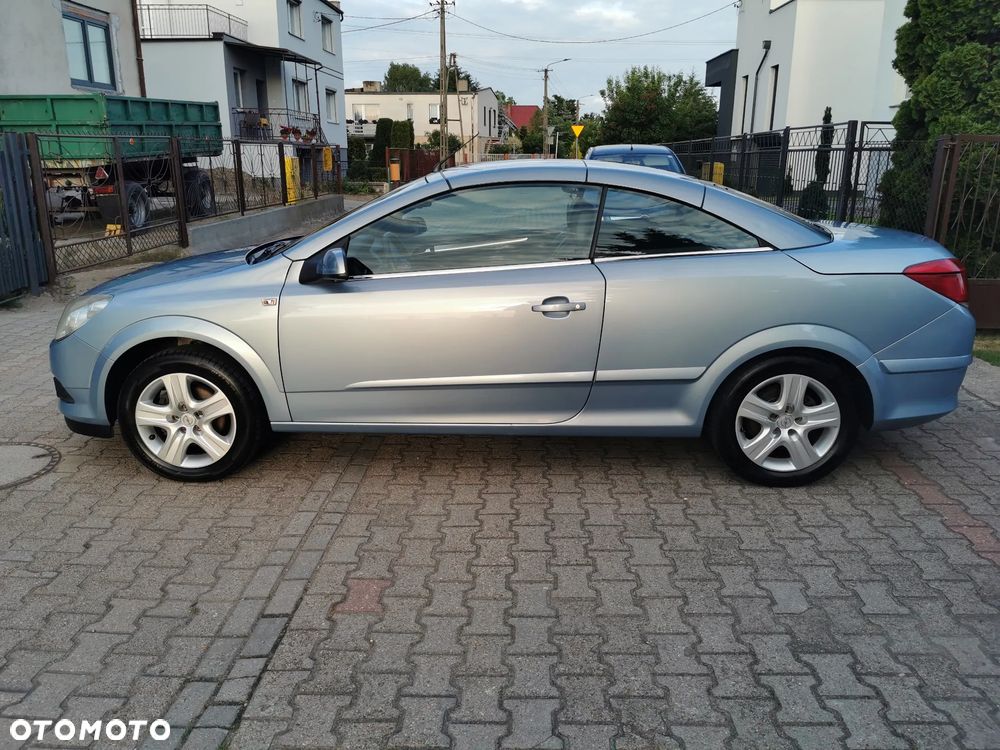 Opel Astra 1.8 Cosmo - 21