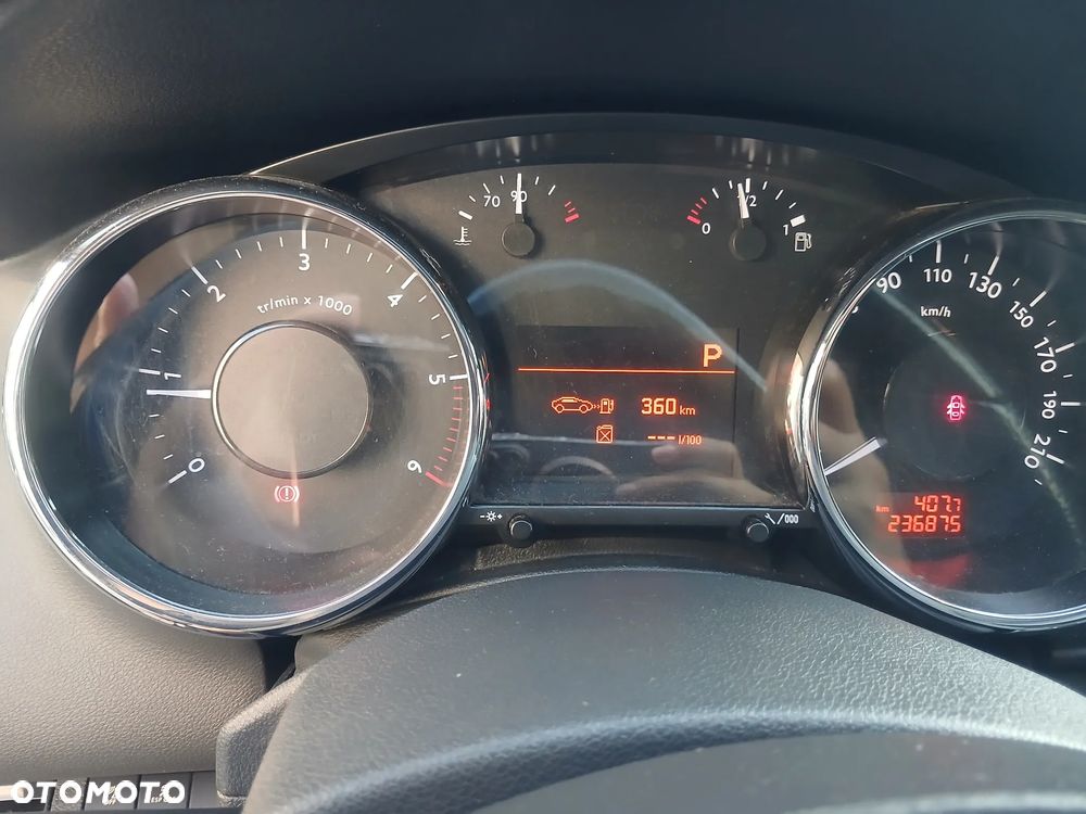 Peugeot 3008 HDi 160 Automatik Active - 9