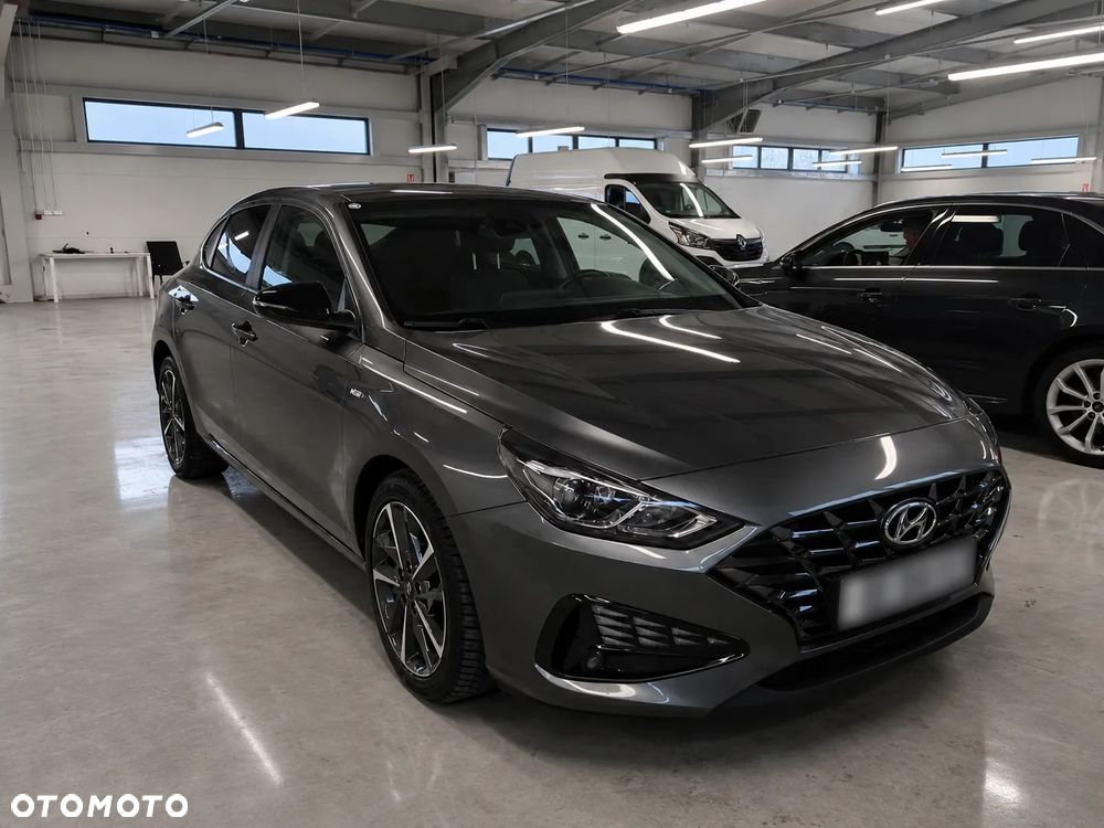 Hyundai i30 1.5 T-GDI 48V Comfort DCT - 3
