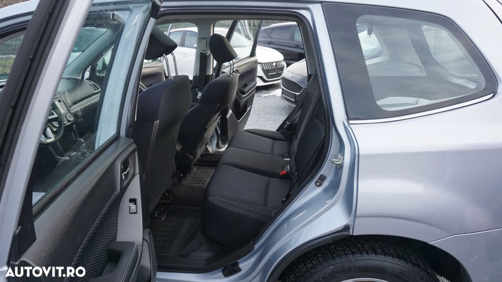 Subaru Forester 2.0D CVT Exclusive - 13